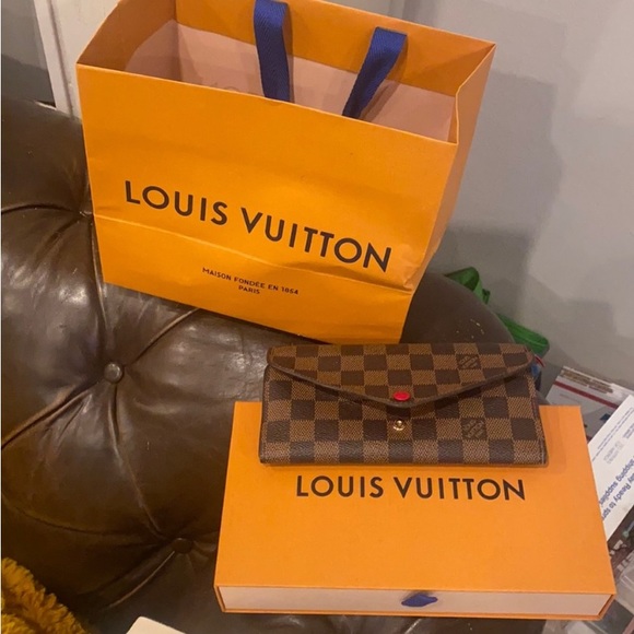 Louis Vuitton Sarah Louis Damien Ebene Vuitton print wallet red lining GUC. - Picture 5 of 10